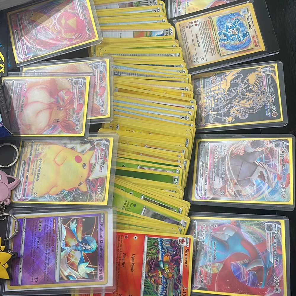 Pokémon stuff - Picture 5 of 5